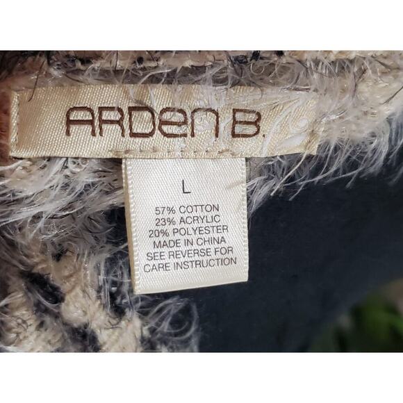 Arden B Women's Multi Abstract Lion Fuzzy Round Neck Long Sleeve Sweater Large - Picture 7 of 11